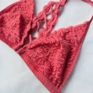 Victorias Secret pink floral lace bralette without pads size M closes in front